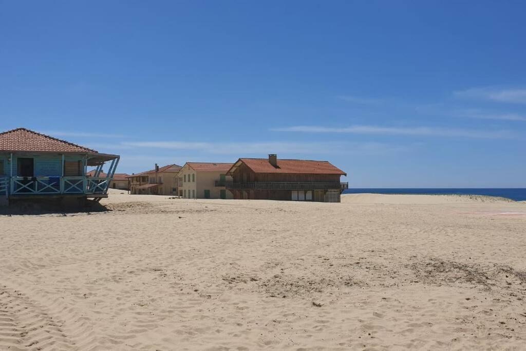 Maison Neuve Proche Du Lac De Leon Et De L'Ocean Виел-Сен-Жирон Екстериор снимка